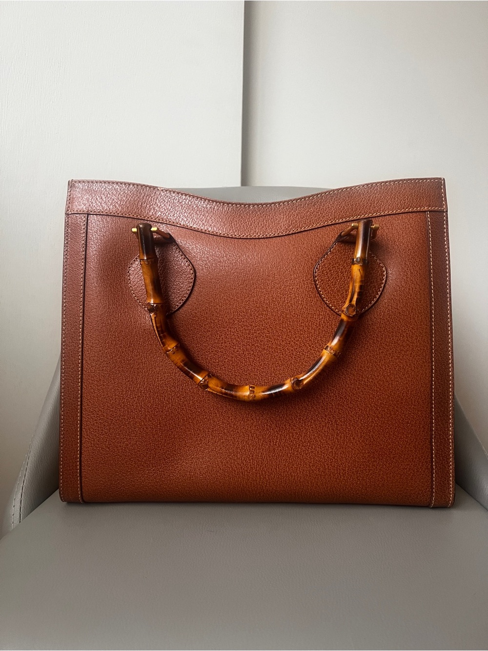 Vintage Gucci Diana Bamboo Bag Brown Leather Handbag - Picture 2 of 5